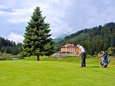 Golf Dolomity