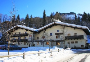 Hotel Karlshof, Saalbach