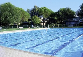 villagge Olympia ve�k� baz�n