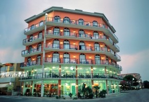 hotel Bellevue v noci