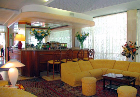 hotel CAMBRIDGE bar