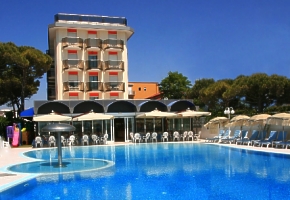 hotel CAMBRIDGE po rekon�trukcii