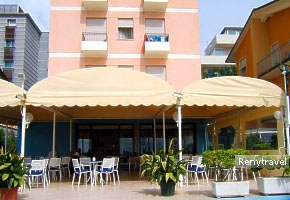 hotel STRAND priamo na pl�i