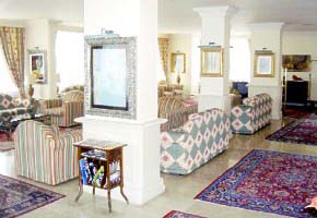 vstupn� hala s recepciou