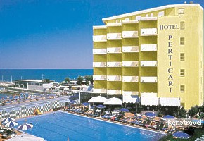 hotel m� plaveck� baz�n