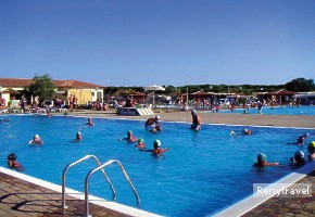 ve�k� plaveck� baz�n IL VELIERO