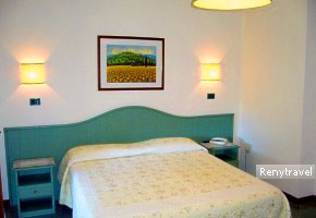 hotel KYRTON dvojl��kov� izba