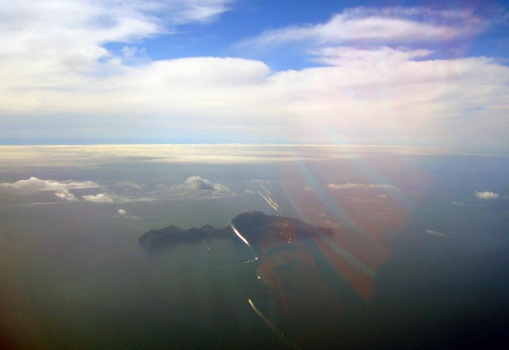 Capri - z lietadla nad Neapolom