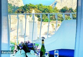 LA RESIDENZA v�h�ad na more