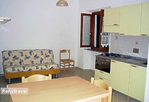 ob�vacia izba s kuchynkou a jed�lensk� k�t FETOVAIA