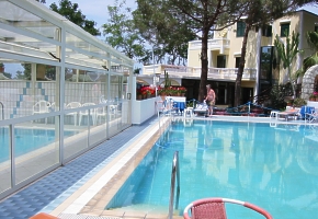 HIBISCUS baz�n vonkaj�� aj kryt�