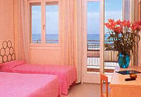 hotel ASTOR izba s v�h�adom na more