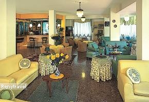hotel Bolivar foyer