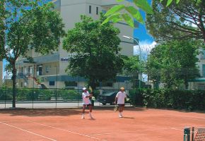 hotel CONDOR tenisov� kurt