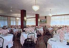 hotel jadran re�taur�cia