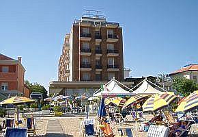 hotel tahiti pri pl�i