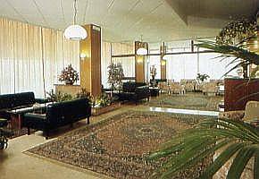 hotel tahiti foyer