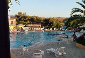 pri baz�ne