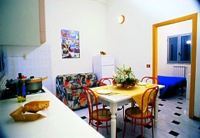 villaggio SAYONARA CLUB ob�vacia miestnos� s kuchynkou