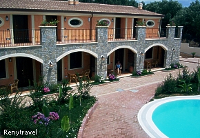 rezidencia BAIA INFRESCHI v�h�ad z balk�nu