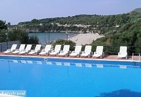villaggio MACINELLE plaveck� baz�n