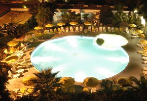 hotel MARINA CLUB baz�n