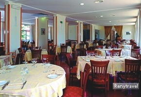 hotel BLUE RIVER re�taur�cia