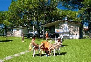 villaggio Laura R