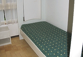 villaggio LAURA R izba s pr�stelkami