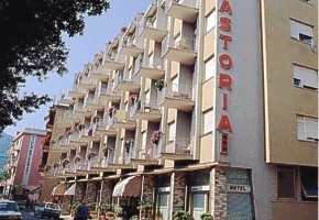 hotel ASTORIA sa nachdza v hotelovej zne Finale Ligure
