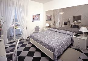 hotel promenade dvojl��kov� izba v�h�ad na more