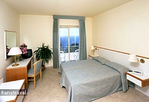hotel VILLA ESPERIA izba s dvojl��kom