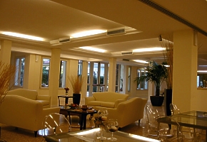 hotel LOGOS foyer
