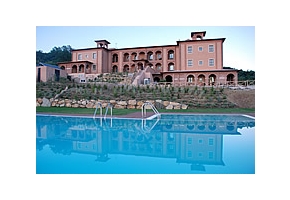 hotel SATURNIA TUSCANY s baz�nom